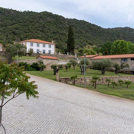 Quinta Da Terrincha Guest House Torre De Moncorvo Exterior photo